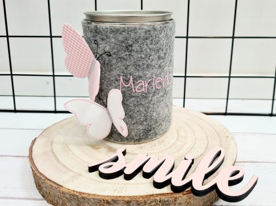 Spardose mit Name und bestickter Filzhülle – Bild 3