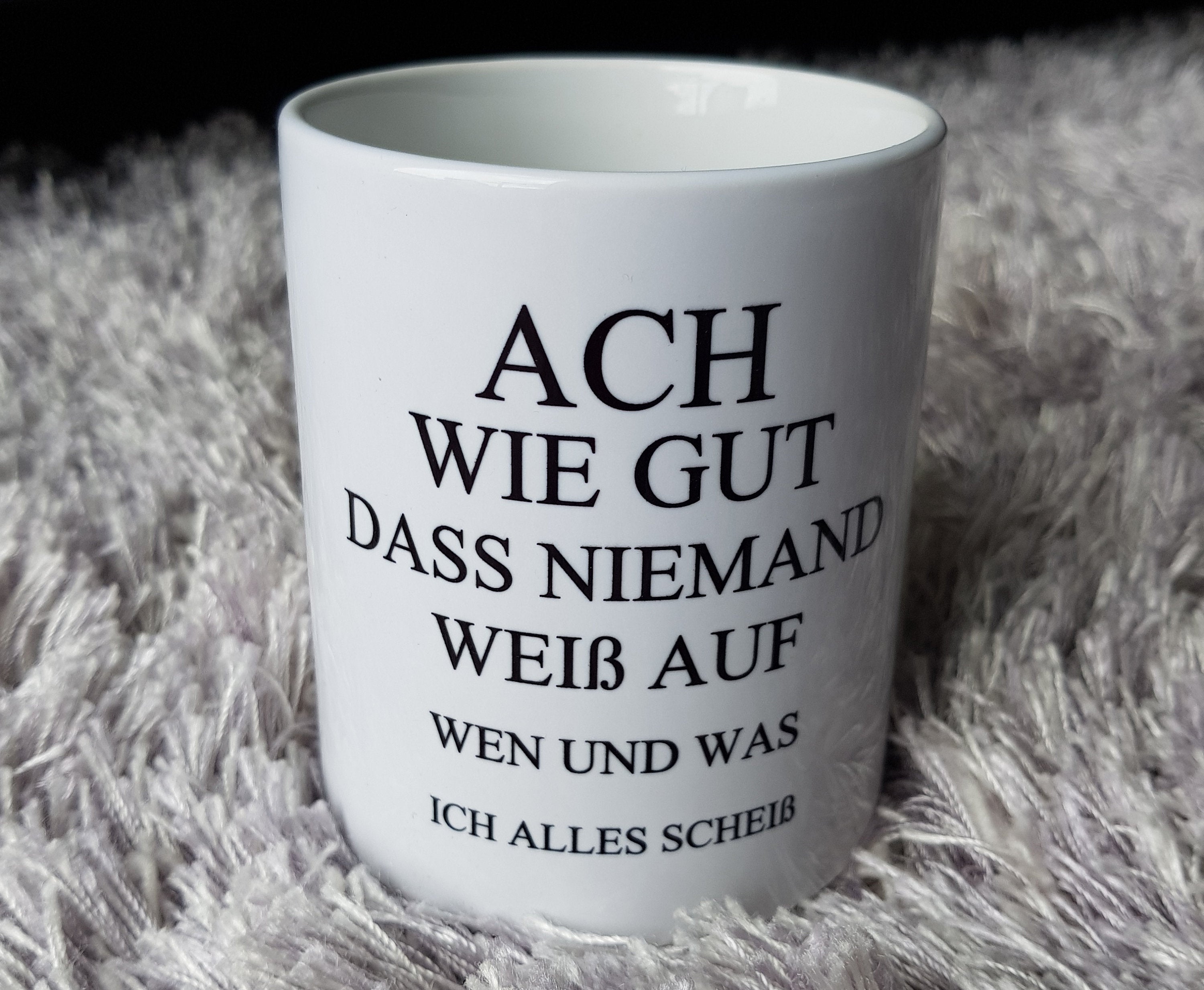 Ach Wie Gut Dass Niemand Weiß Auf Wen Und Was