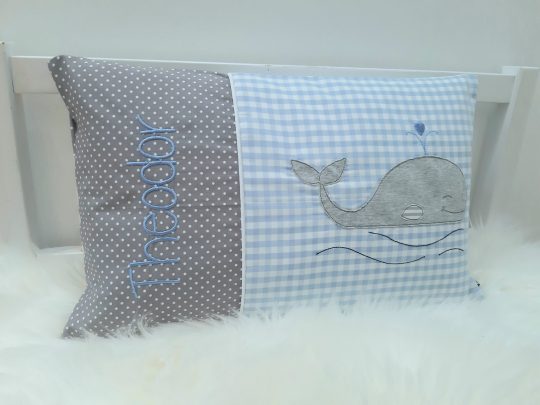 Kissen mit Namen - Namenskissen Wal 25x40cm