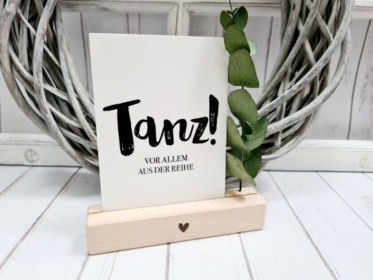 Postkarte - Tanz aus der Reihe