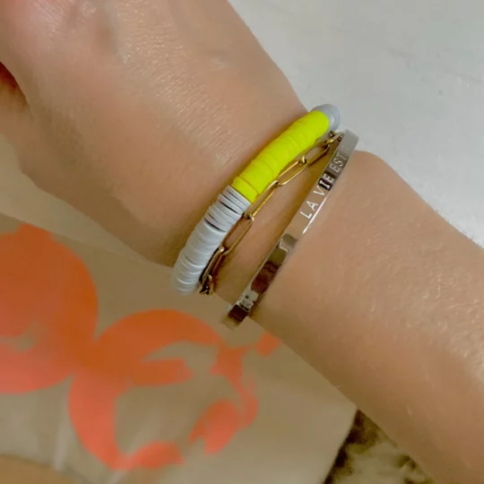 Armband grau, neongelb, weiß – Bild 2