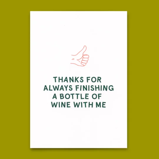Postkarte "Finishing a bottle of wine" | Lustige Karte für jeden Anlass